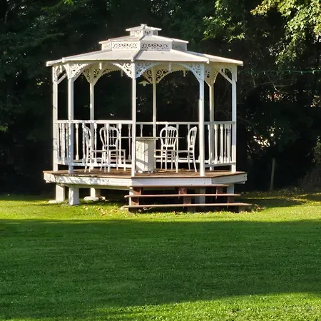 Le Clos Des Oiseaux Frühstückspension