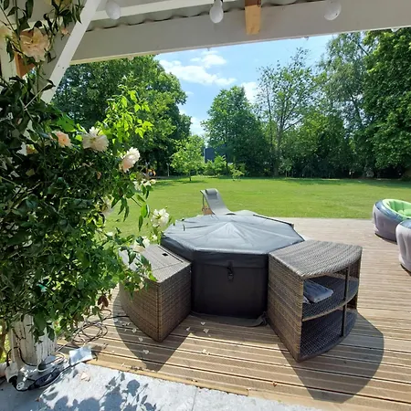 Frühstückspension Le Clos Des Oiseaux Maisnieres